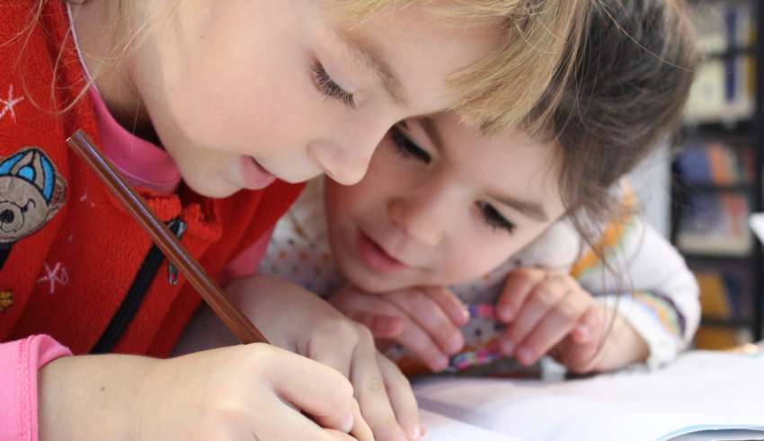 Enfants à l'école